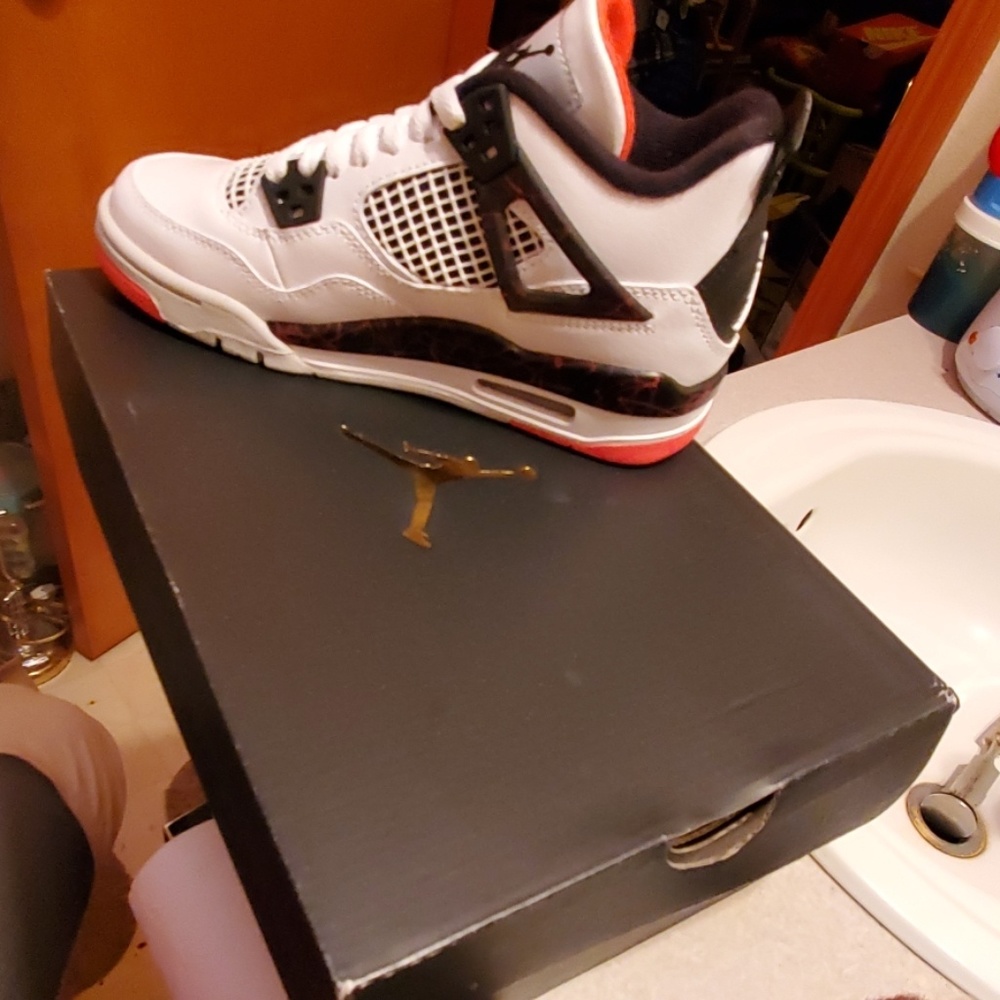 RETRO JORDAN'S